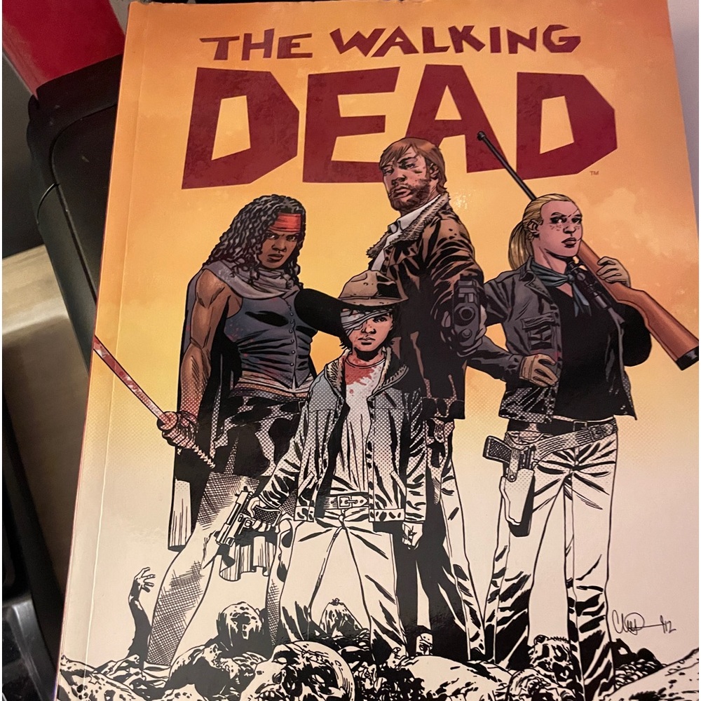 The Walking Dead Coloring Book/ NEW